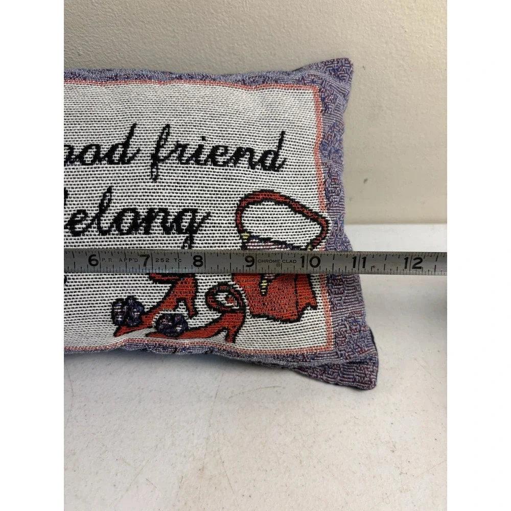 Tapestry Pillow A GOOD FRIEND IS A LIFE LONG TREASURE‎ Red Hat 11